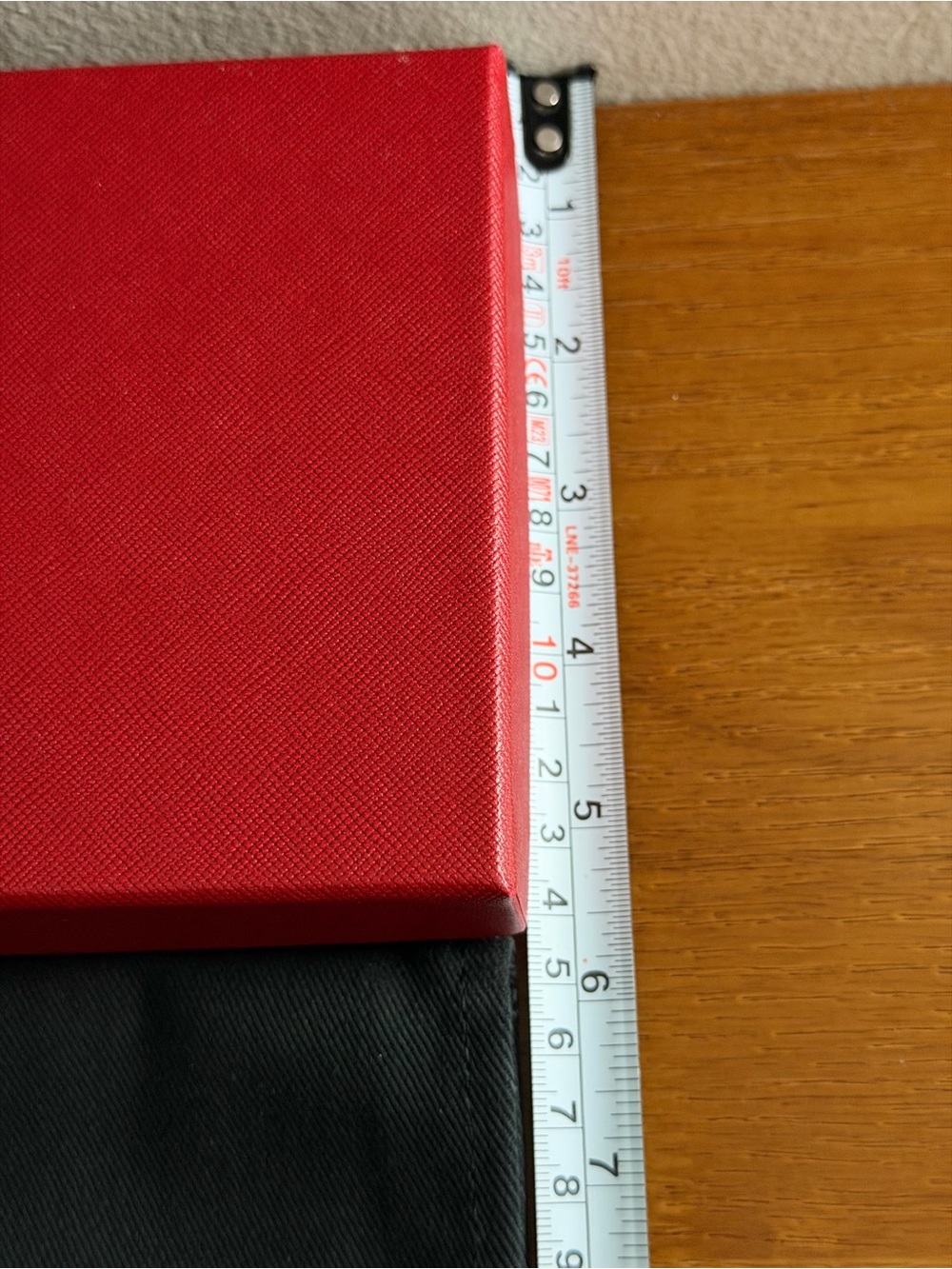 Cartier Red Box And Pouch - Picture 2 of 6